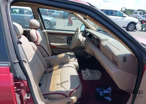 1994 Lincoln Continental Signature from USA, damaged, VIN 1LNLM9843RY603130